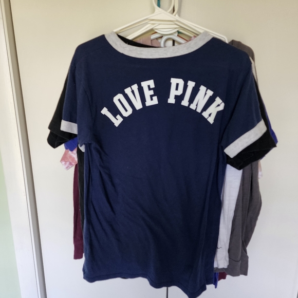 Pink tee size medium - Picture 3 of 3